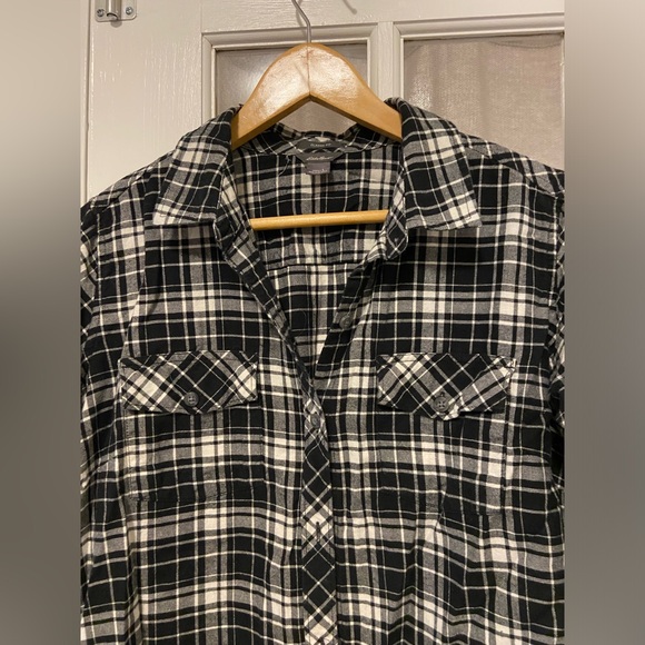 Eddie Bauer plaid flannel button down - Picture 3 of 5